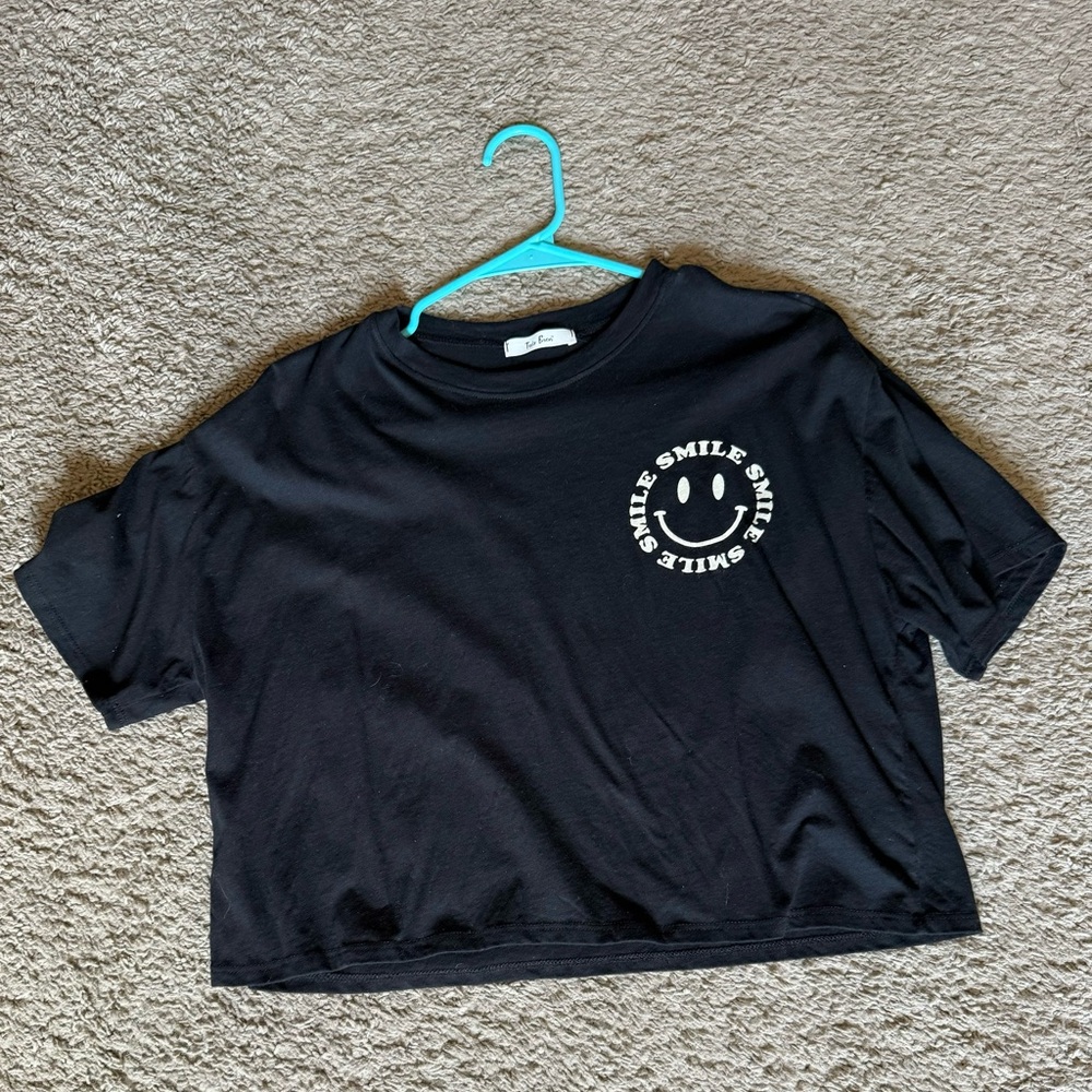 Tres Bien smile Crop Shirt size s/m